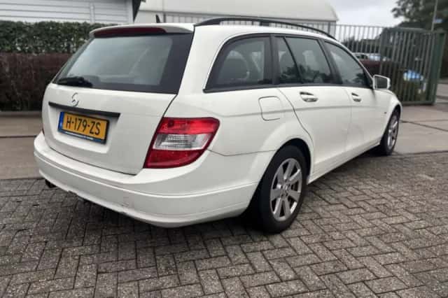 Mercedes-Benz C-Klasse (2009) thumbnail 5