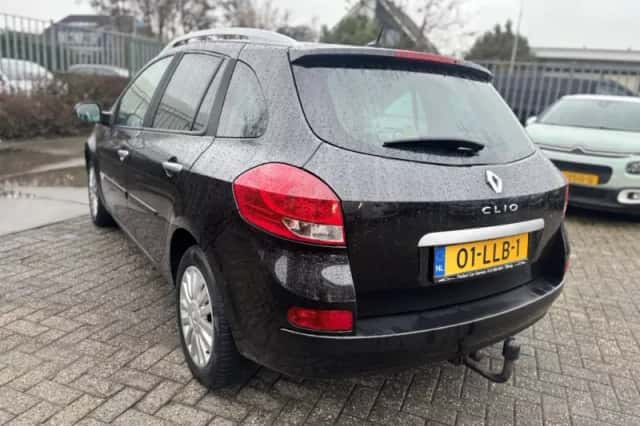 Renault Clio (2010) thumbnail 5
