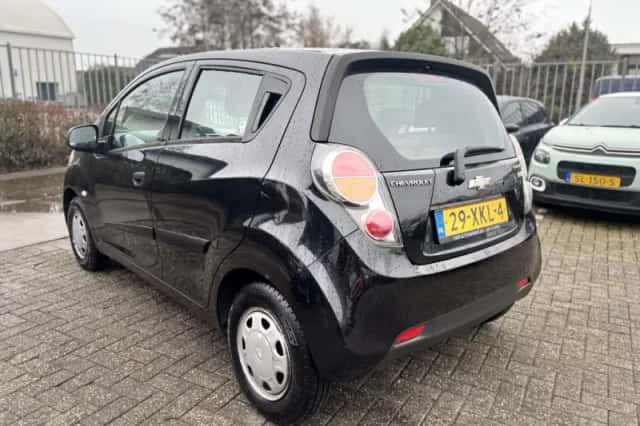 Chevrolet Spark (2012) thumbnail 6