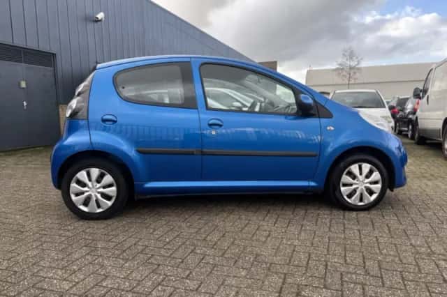 Citroën C1 (2010) thumbnail 3