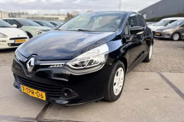 Renault Clio (2014) thumbnail 1
