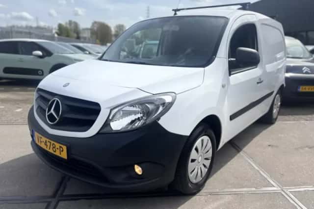 Mercedes-Benz Citan (2013) thumbnail 1
