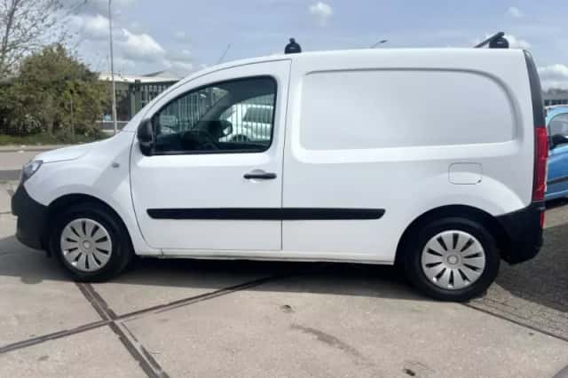 Mercedes-Benz Citan (2013) thumbnail 3