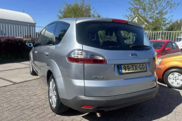 Ford S-Max (2007) thumbnail 6