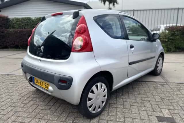 Peugeot 107 (2007) thumbnail 6