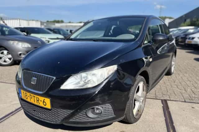 SEAT Ibiza (2011) thumbnail 1