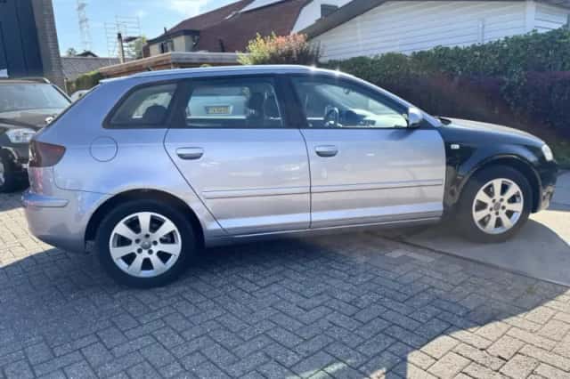 Audi A3 (2006) thumbnail 3