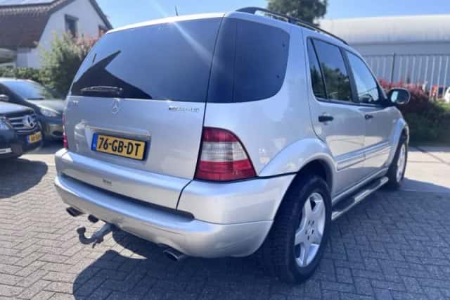 Mercedes-Benz ML-Klasse (2000) thumbnail 6