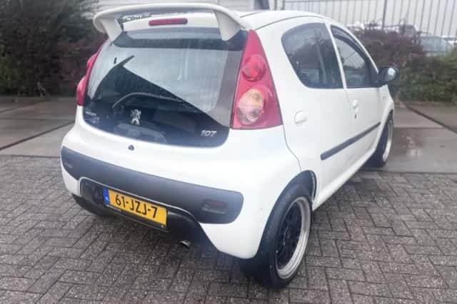 Peugeot 107 (2009) thumbnail 6