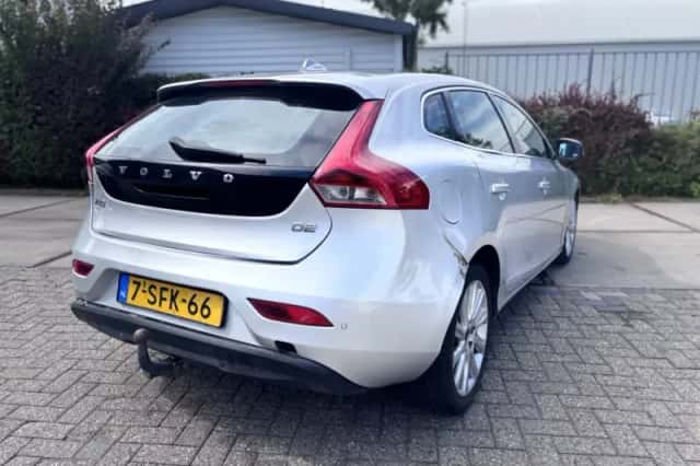 Volvo V40 (2013) thumbnail 5