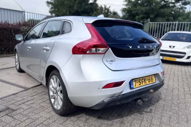 Volvo V40 (2013) thumbnail 6