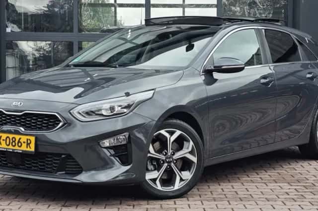 Kia Ceed (2018) thumbnail 1