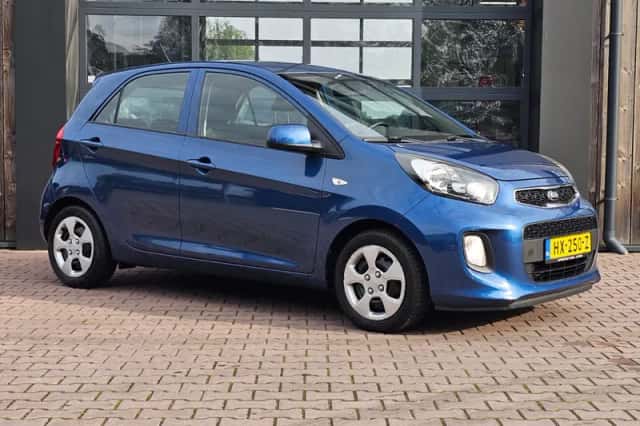 Kia Picanto (2016) thumbnail 6