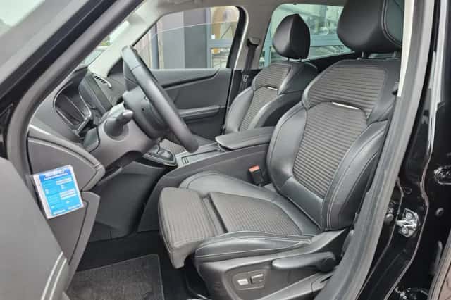 Renault Scénic (2019) thumbnail 4
