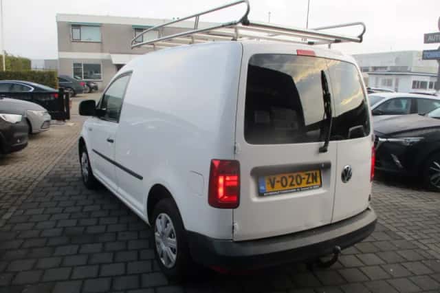 Volkswagen Caddy (2019) thumbnail 2