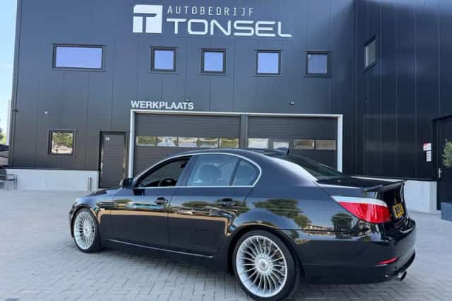 BMW 5-Serie (2008) thumbnail 3