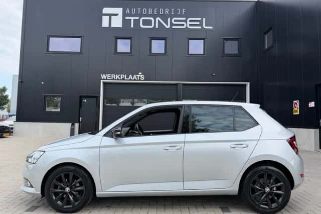 Škoda Fabia (2021) thumbnail 2