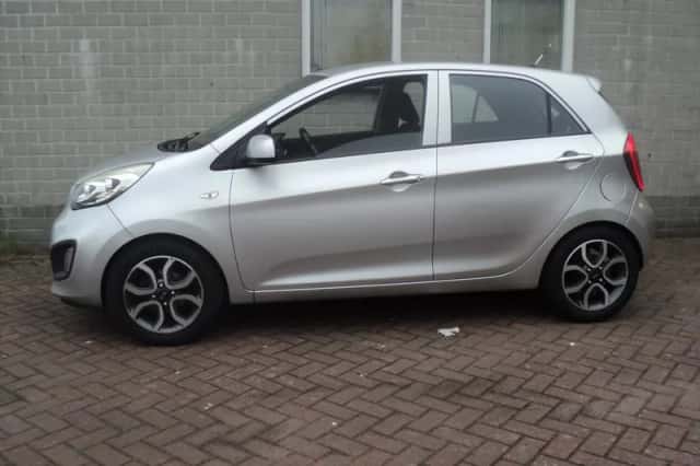 Kia Picanto (2014) thumbnail 1