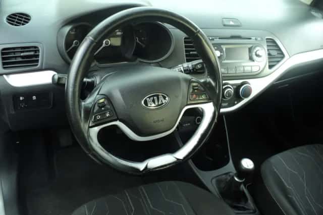 Kia Picanto (2014) thumbnail 4