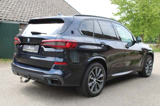 BMW X5 (2021) thumbnail 4