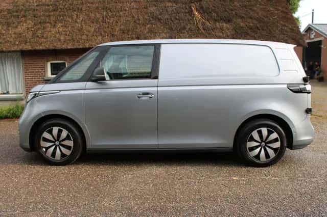 Volkswagen ID. Buzz Cargo (2024) thumbnail 5