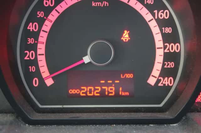 Kia Ceed (2010) thumbnail 6