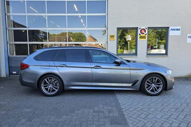 BMW 5-Serie (2017) thumbnail 3