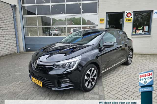 Renault Clio (2023) thumbnail 1