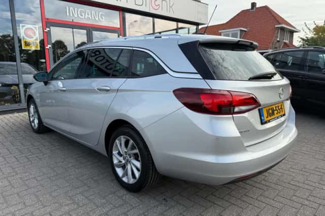Opel Astra (2021) thumbnail 6