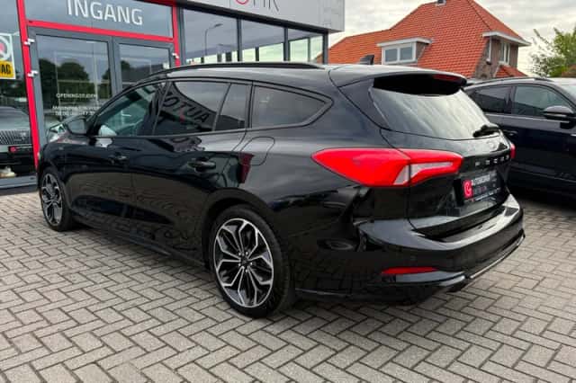 Ford Focus (2020) thumbnail 6