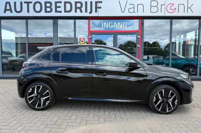 Peugeot 208 (2025) thumbnail 3