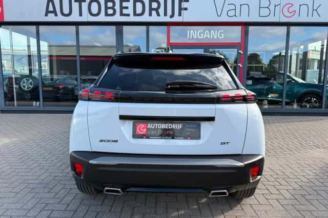 Peugeot 2008 (2024) thumbnail 6
