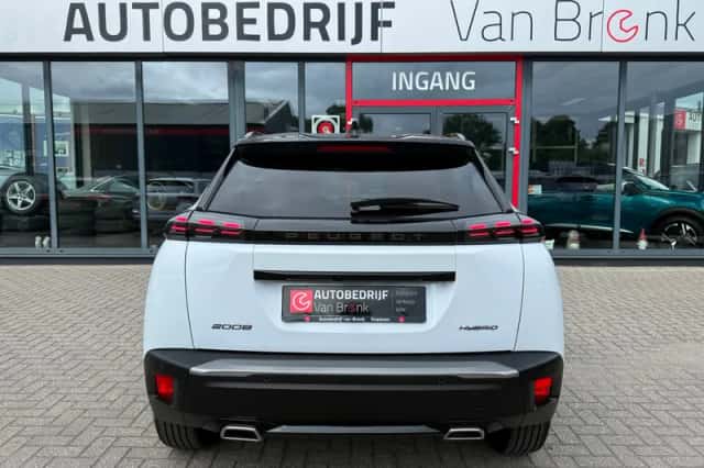 Peugeot 2008 (2025) thumbnail 6