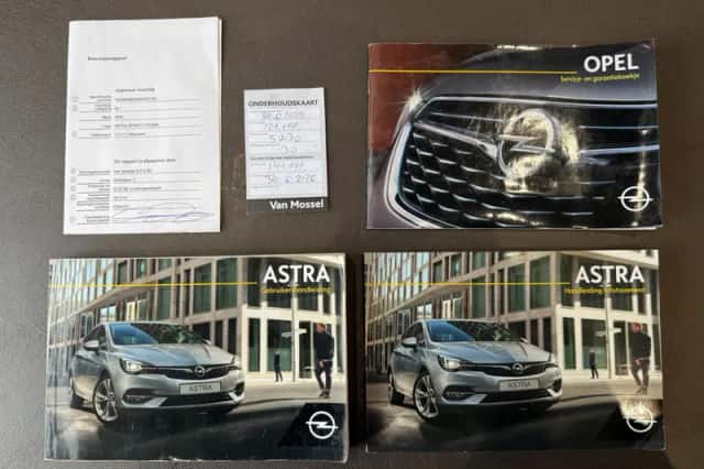 Opel Astra (2021) thumbnail 3
