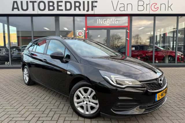 Opel Astra (2021) thumbnail 5