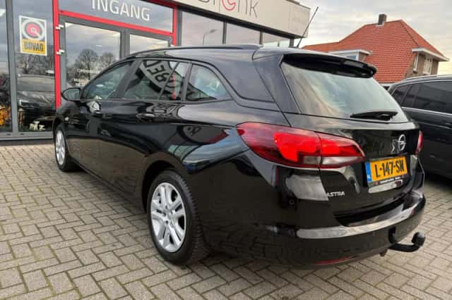 Opel Astra (2021) thumbnail 6