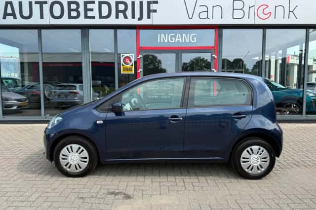 Volkswagen Up! (2012) thumbnail 1