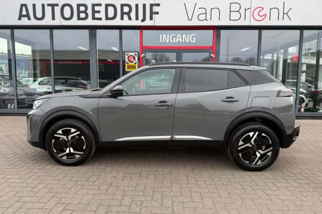 Peugeot 2008 (2025) thumbnail 1