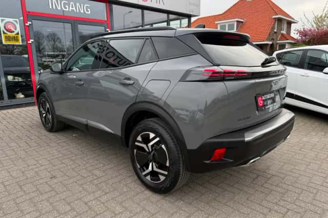 Peugeot 2008 (2025) thumbnail 5