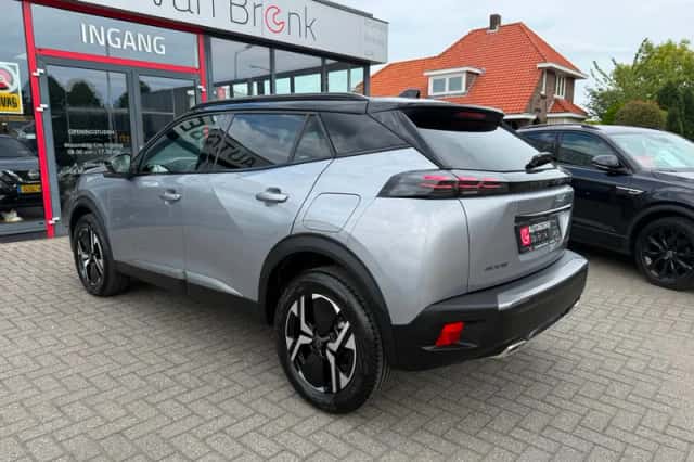 Peugeot 2008 (2025) thumbnail 5