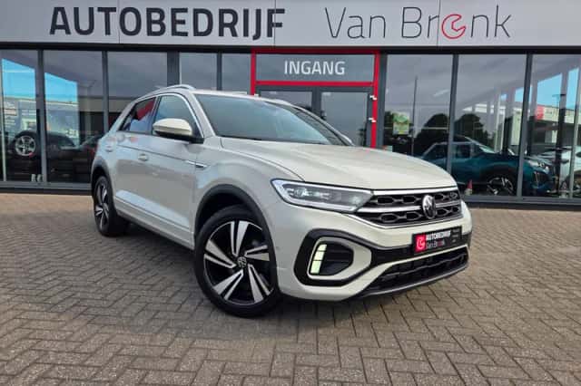 Volkswagen T-Roc (2022) thumbnail 4