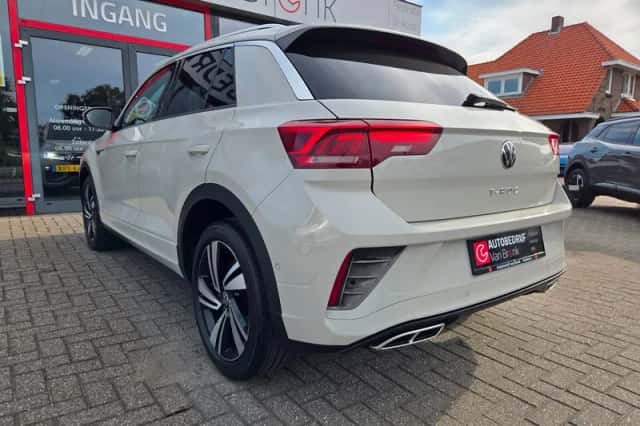 Volkswagen T-Roc (2022) thumbnail 5