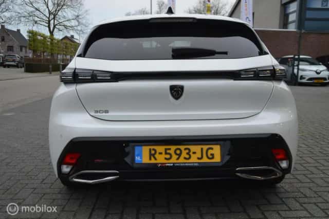Peugeot 308 (2022) thumbnail 5