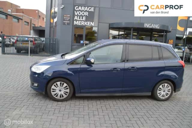 Ford Grand C-Max (2017) thumbnail 1