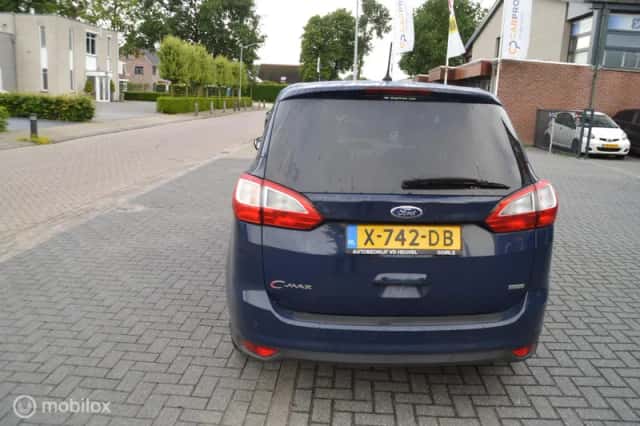 Ford Grand C-Max (2017) thumbnail 4