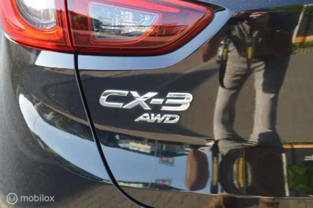 Mazda CX-3 (2015) thumbnail 5
