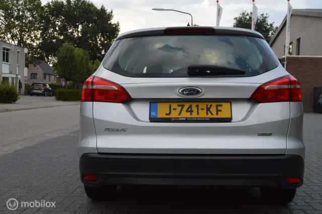 Ford Focus (2017) thumbnail 6