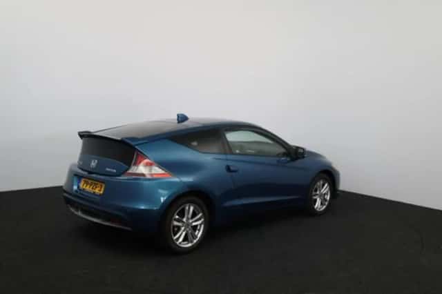 Honda CR-Z (2011) thumbnail 2