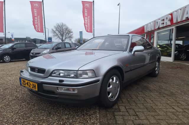 Honda Legend (1991) thumbnail 1