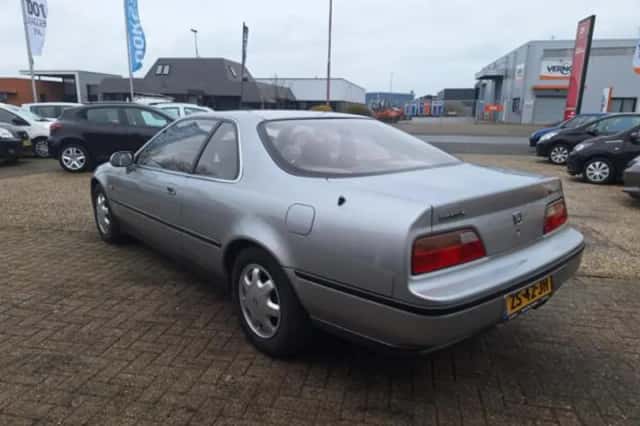 Honda Legend (1991) thumbnail 3